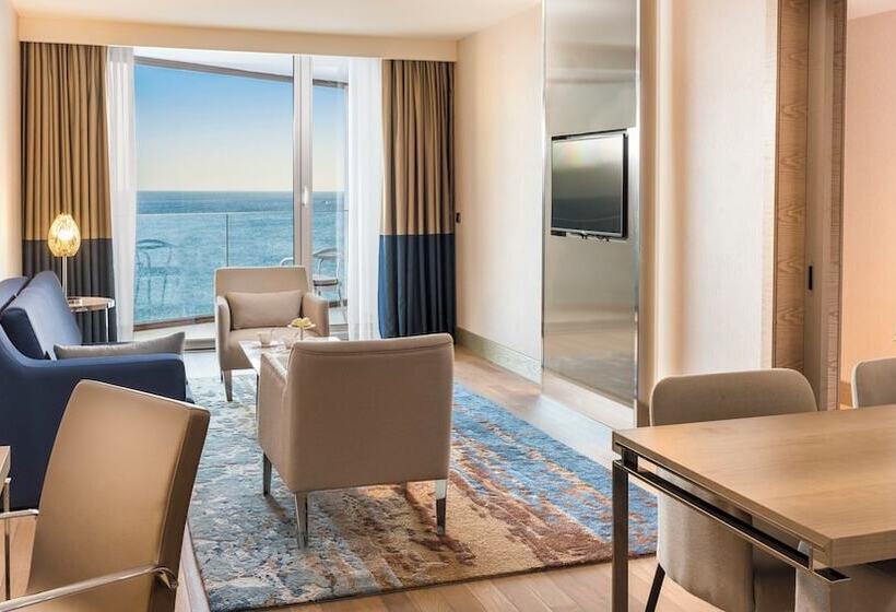 Club Junior Suite, Crowne Plaza Florya Istanbul, An Ihg