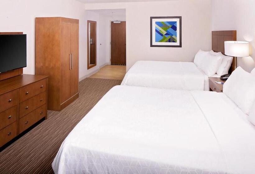 Номер Стандарт Адаптированный для Инвалидов, Holiday Inn Express Hotel & Suites Austin Downtown   University, An Ihg