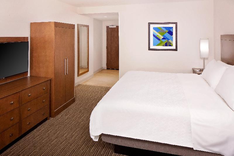 Стандартный Номер Кровать Кинг, Holiday Inn Express Hotel & Suites Austin Downtown   University, An Ihg