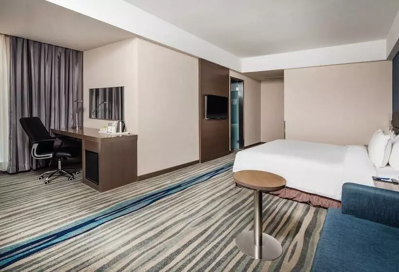 Sviitti, Holiday Inn Express Shenyang North Station, An Ihg