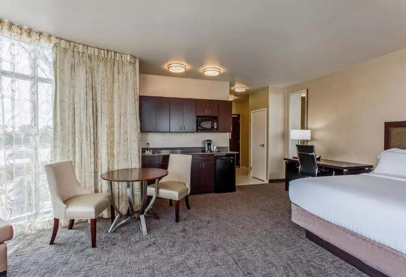Ullakkosviitti, Holiday Inn Express & Suites Anaheim Resort Area, An Ihg