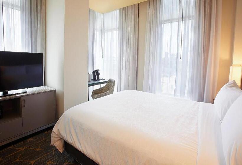 اتاق پرمیوم, Holiday Inn Express & Suites Louisville Downtown By Ihg