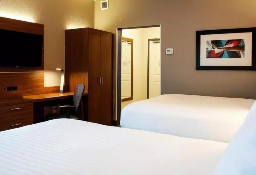 スタンダードルーム, Holiday Inn Express & Suites Louisville Downtown By Ihg