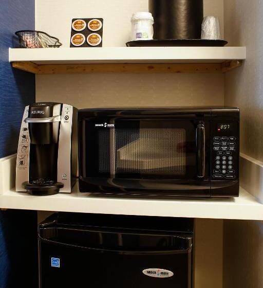 اتاق استاندارد با تخت بزرگ, Holiday Inn Express & Suites Louisville Downtown By Ihg