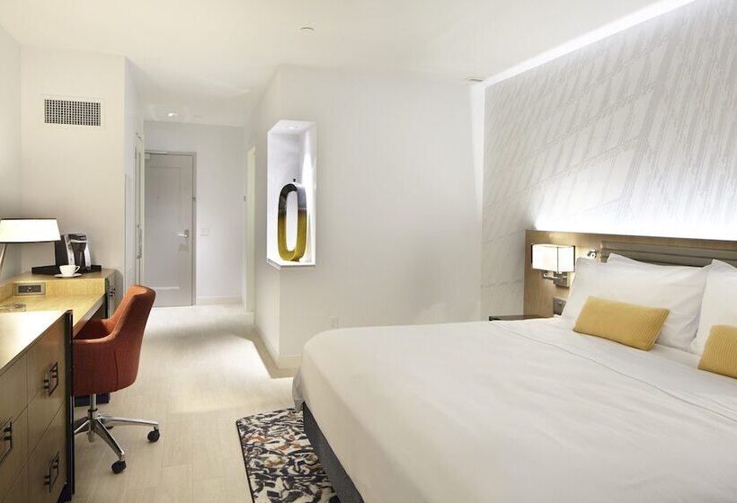 Люкс Адаптированный для Инвалидов, Indigo Atlanta Downtown, An Ihg