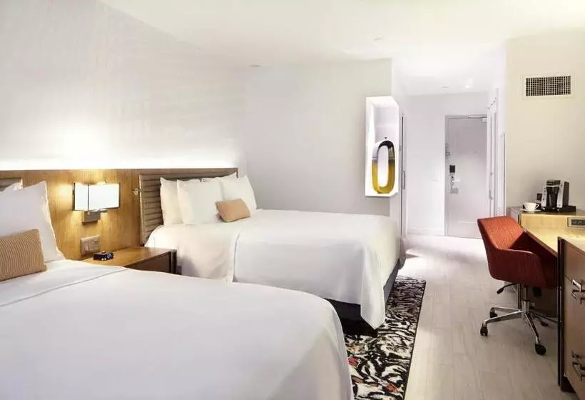 身障者適用スタンダードルーム, Indigo Atlanta Downtown, An Ihg