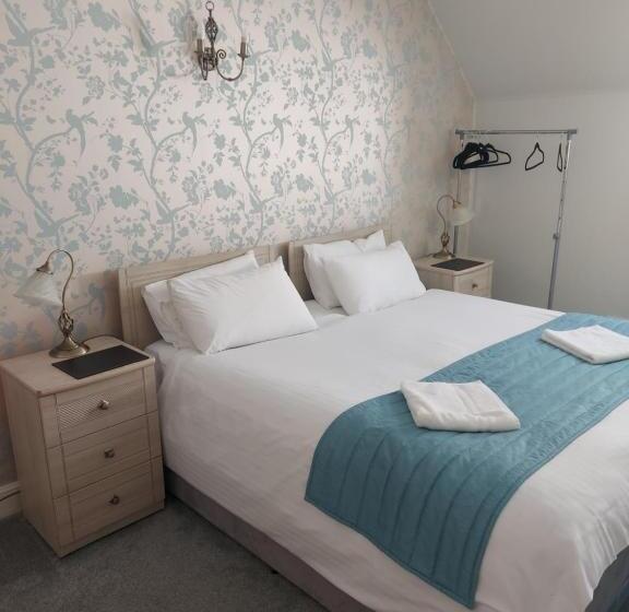 غرفة سوبيريور, The Border