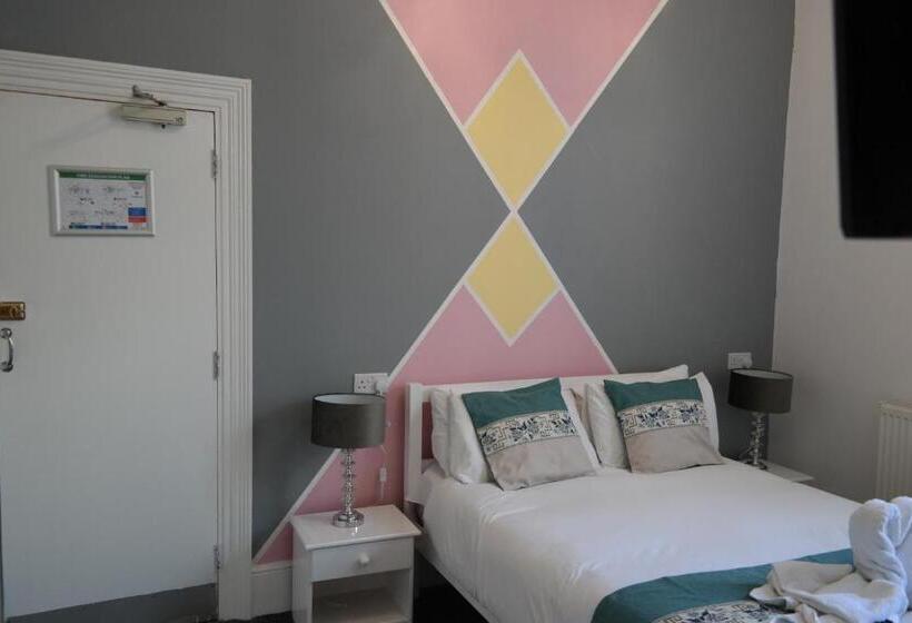 غرفة قياسية, Cavendish House