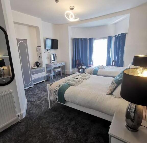 غرفة عائلية ذات إطلالة جانبية على البحر, Cavendish House