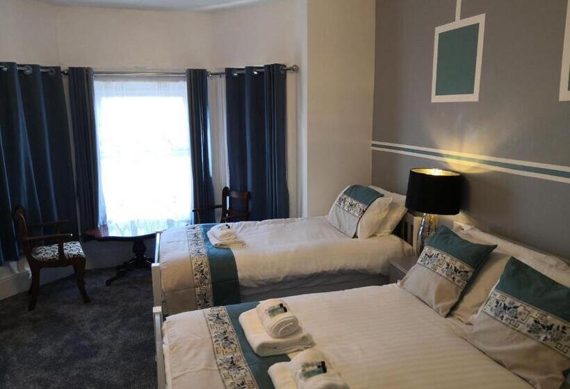 غرفة عائلية ذات إطلالة جانبية على البحر, Cavendish House