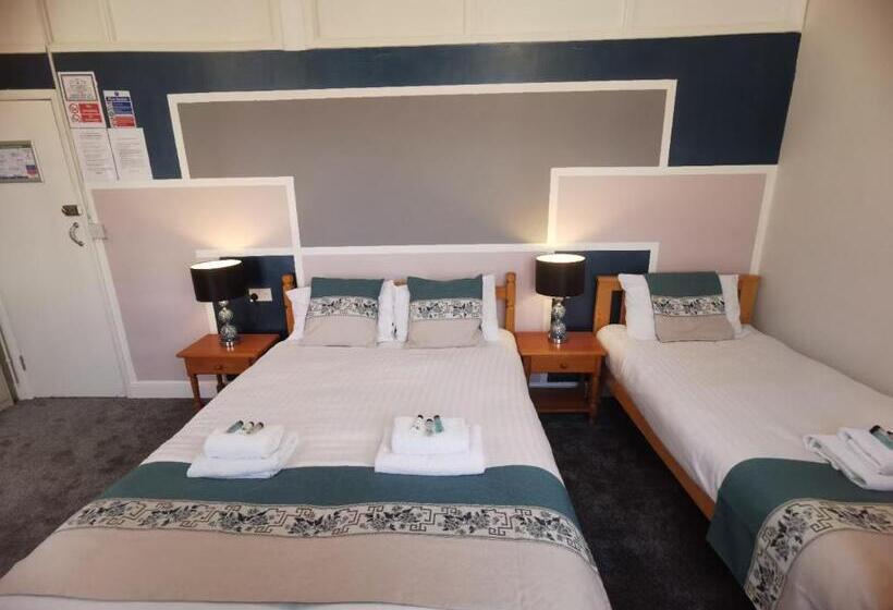 غرفة عائلية, Cavendish House