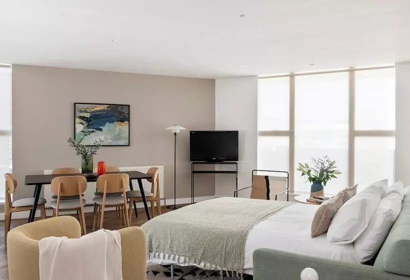 3ベッドルームのスーペリアアパートメント, Cove St Martin S