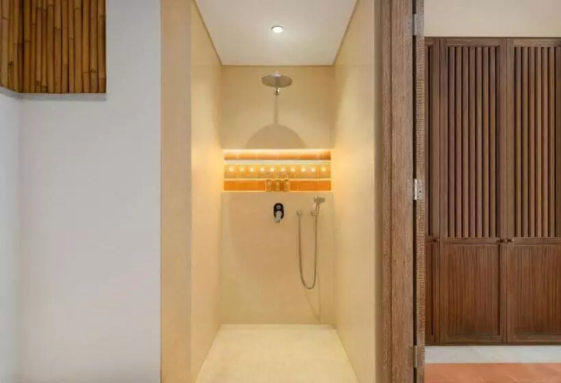 デラックススイート, Bajo Komodo Eco Lodge