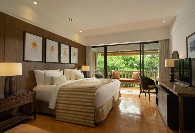 Люкс Повышенной Комфортности, Sudamala Resort, Komodo, Labuan Bajo