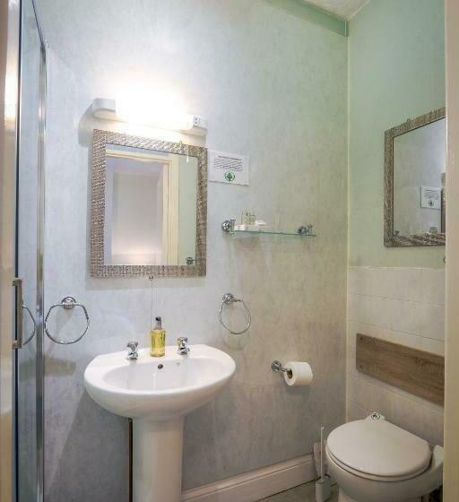 标准间, Waverley B & B