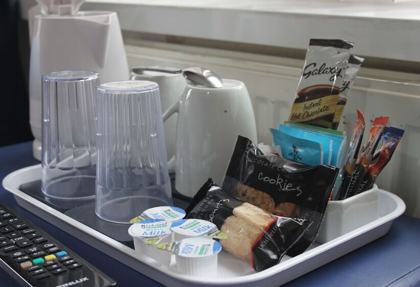 标准间, Waverley B & B