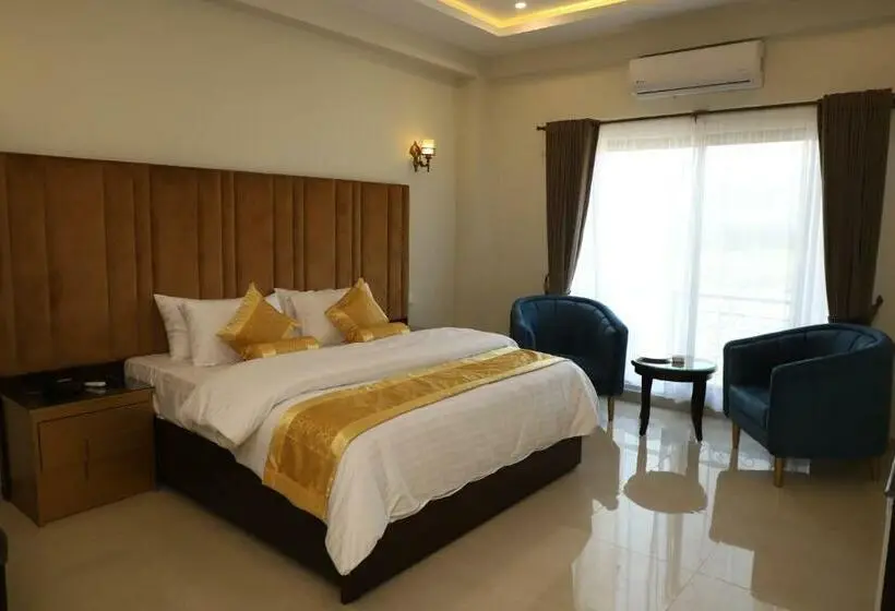 اتاق استاندارد با تخت بزرگ, Swat Palace Hotel By Northin