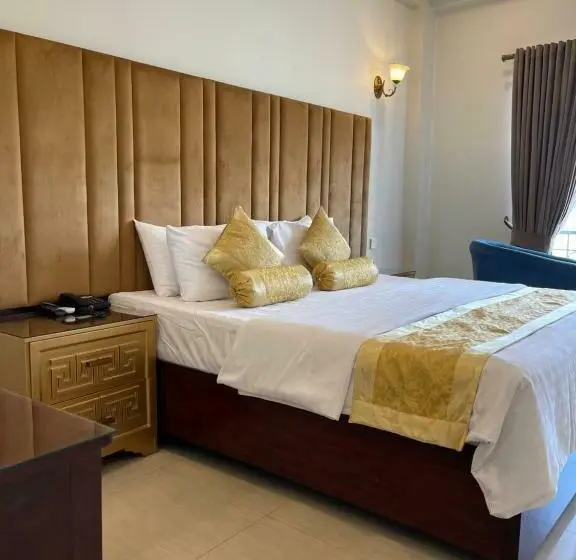 اتاق استاندارد با تخت بزرگ, Swat Palace Hotel By Northin