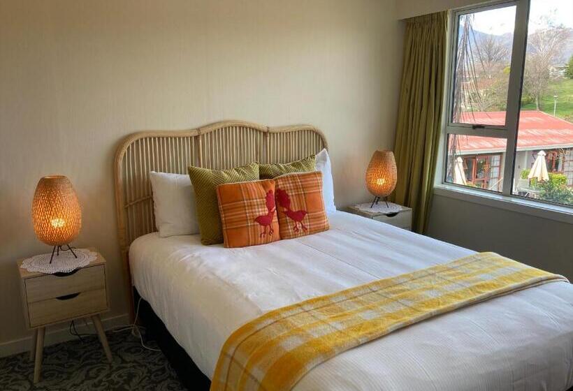 בית, 4 חדרי שינה, Arrowtown Motel