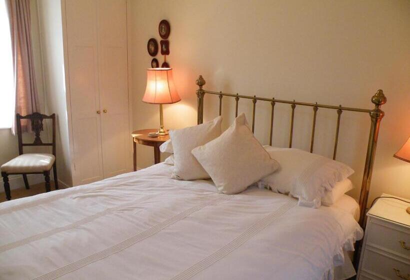 סוויטה דלוקס, Broadlands Gate