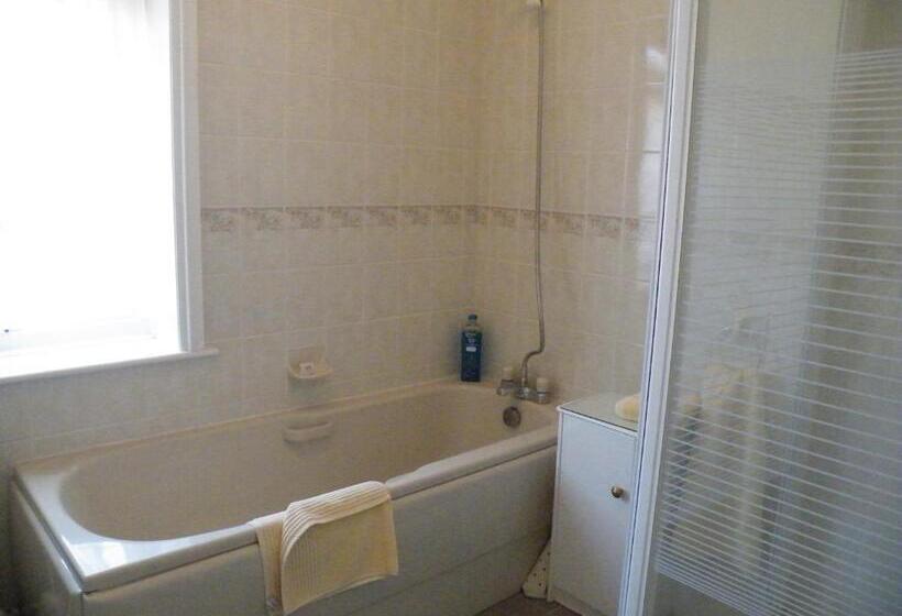 Люкс Повышенной Комфортности, Broadlands Gate