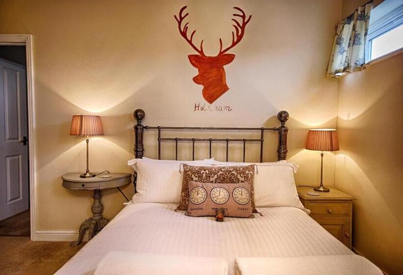 Номер Стандарт, Hooray Henrys