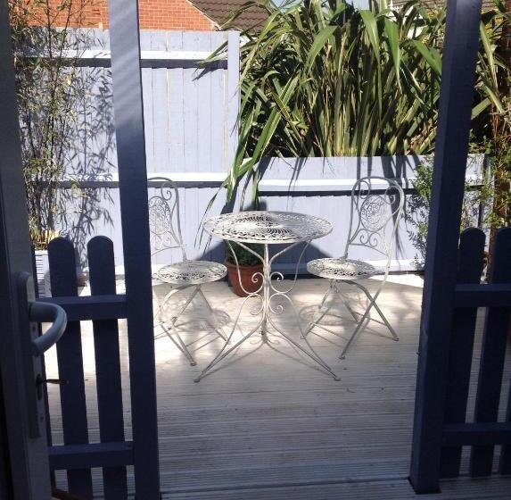 Номер Стандарт с Террасой, Hooray Henrys