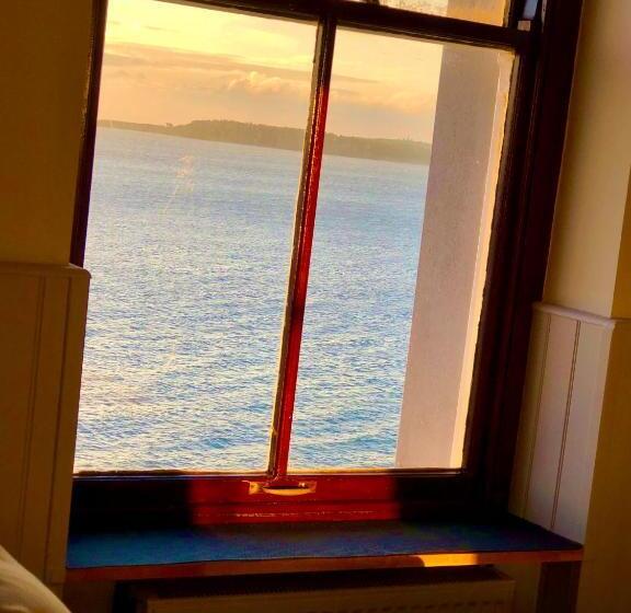 オーシャンビュースタンダードルーム, No: 1 The Esplanade Guest Accommodation