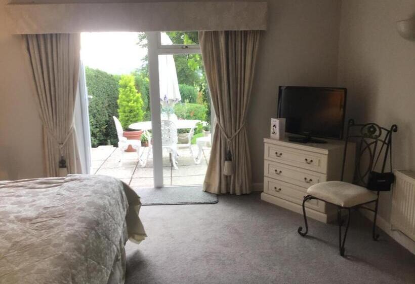 디럭스 룸, Spinneycross