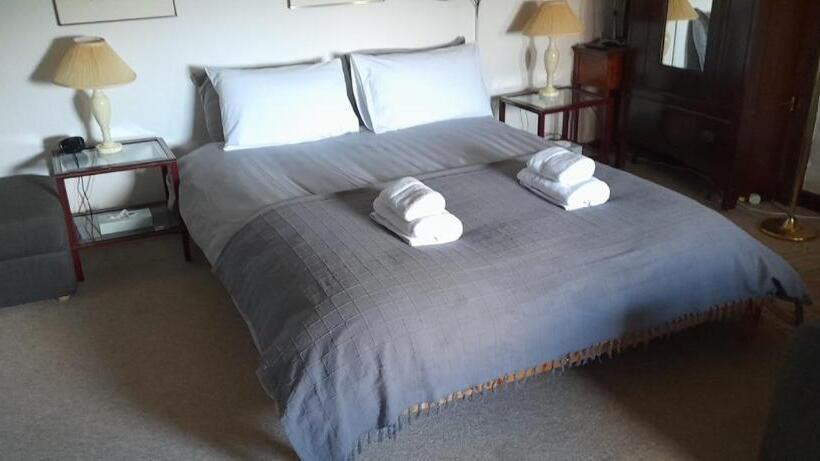 수피리어 룸, The Old Court House Guest House