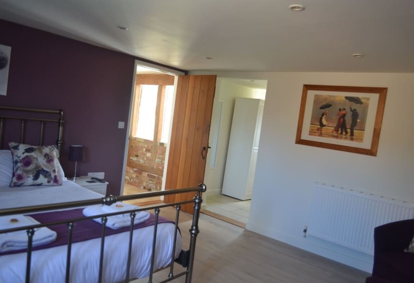 غرفة قياسية, Wortwell Hall Barn