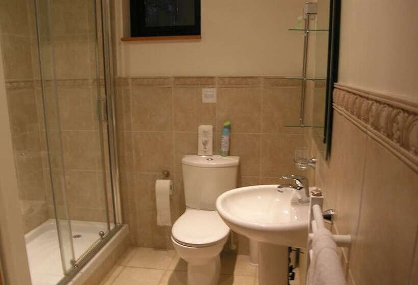 غرفة قياسية, Wortwell Hall Barn