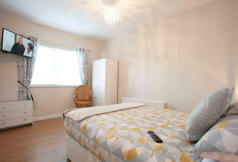 Номер Стандарт, Causeway B&b