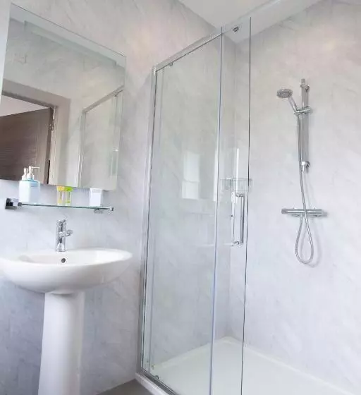 デラックスルーム, Causeway B&b