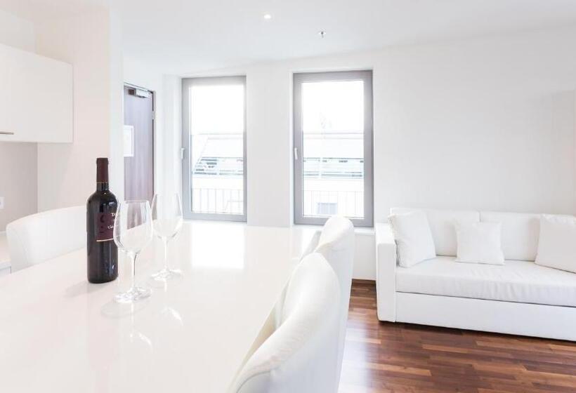 شقة غرفة واحدة مزودة بتراس, 12 Revay