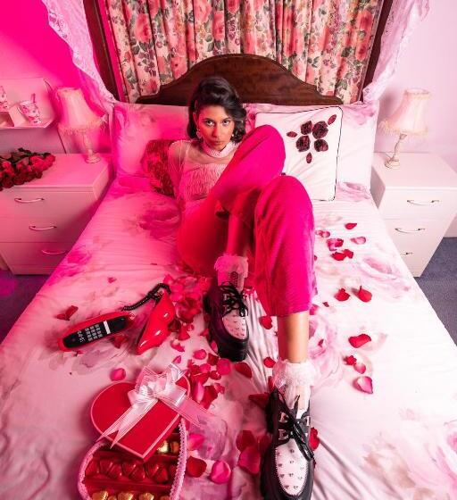 标准间, Cherry Tree