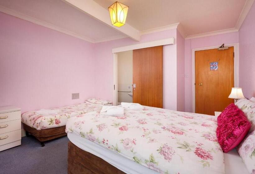 标准三人间, Cherry Tree