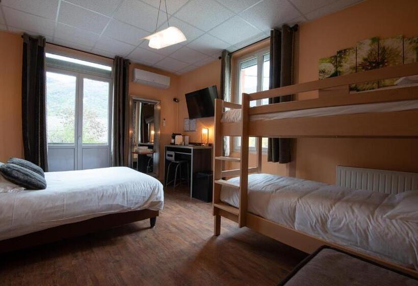 Четырехместный Номер Стандарт, Contact  Les Ailes