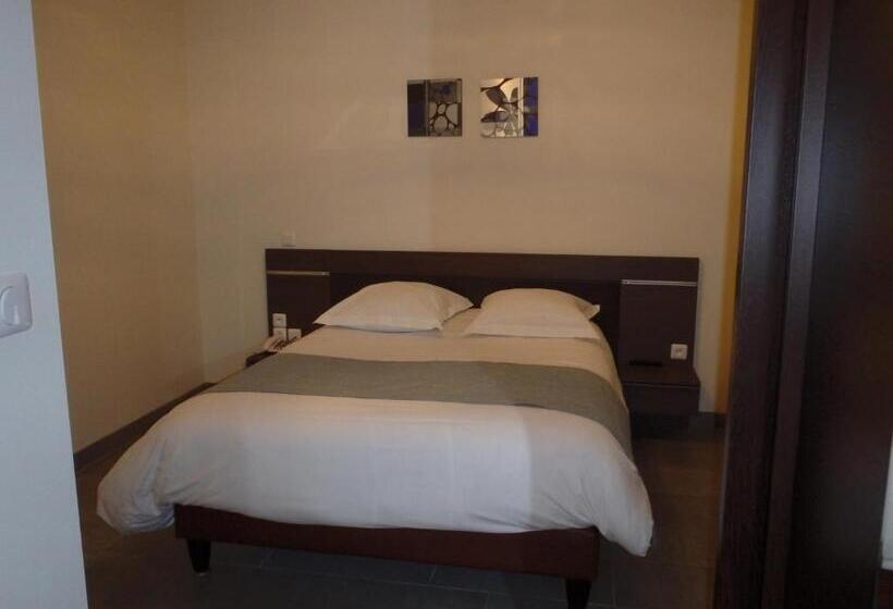 Люкс, Contact  Les Ailes