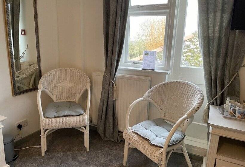 패밀리 룸, Playden Oasts