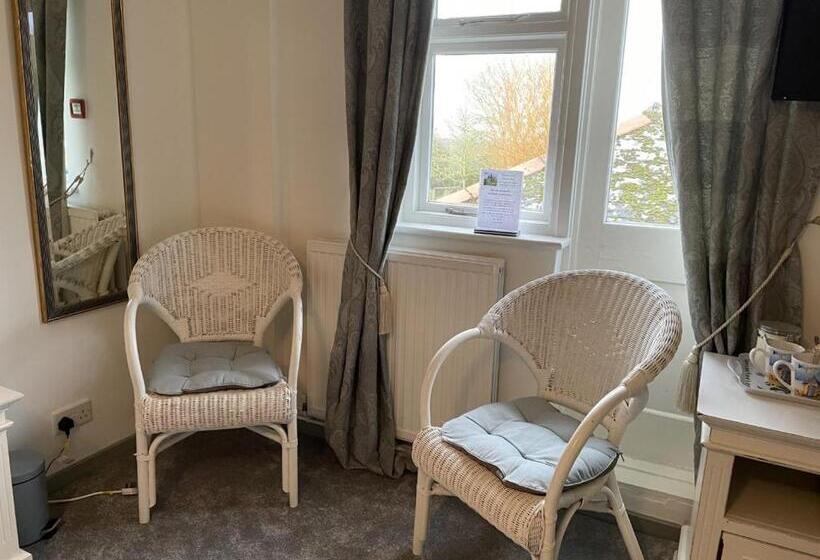 패밀리 룸, Playden Oasts