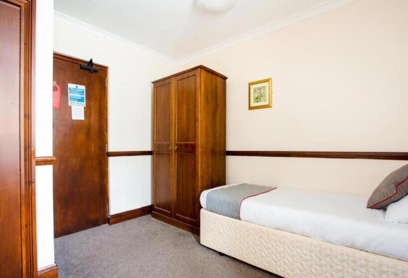 Трехместный Номер Deluxe, Brunel Inn
