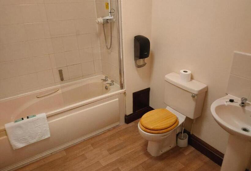 디럭스 4인 룸, Brunel Inn