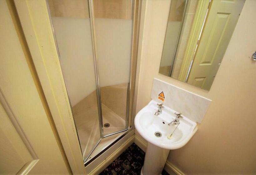 Номер Стандарт, The Kings Arms