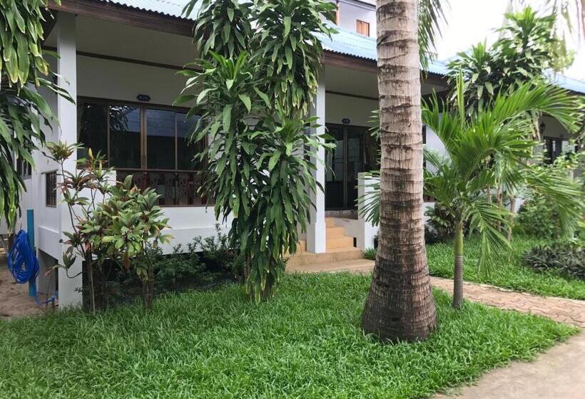 スタンダードバンガロー, Marina Beach Resort Sha Extra Plus