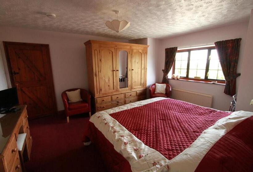 ファミリールーム, Pointers Guest House