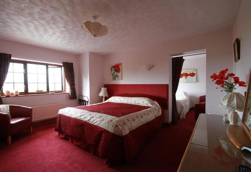 ファミリールーム, Pointers Guest House