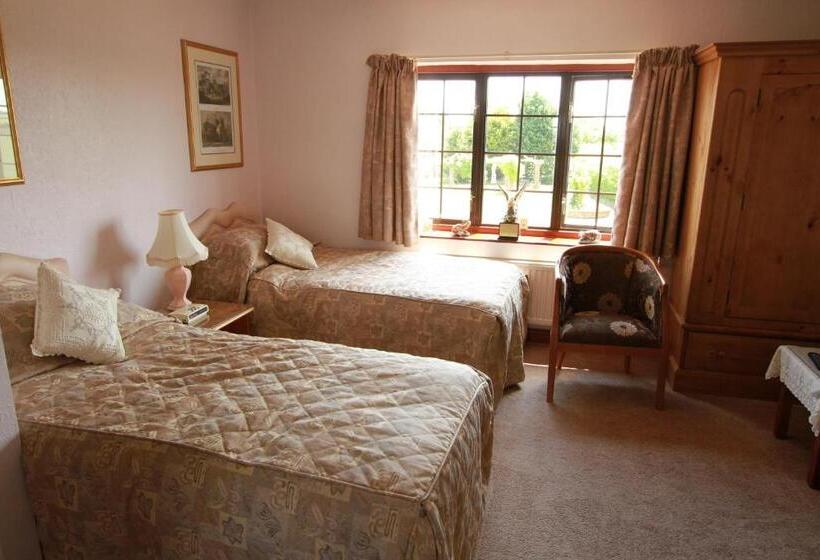 ガーデンビュースーペリアールーム, Pointers Guest House