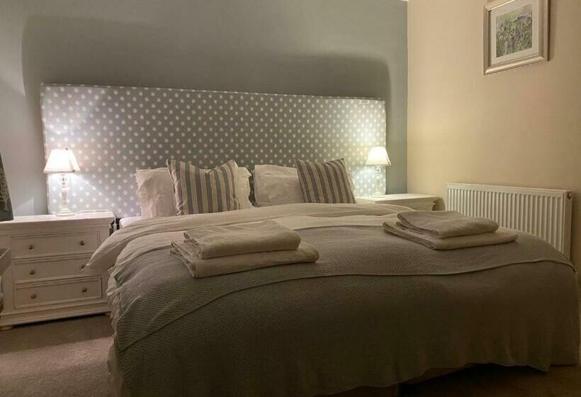 Стандартный Номер Кровать Кинг, The Gables Bed & Breakfast