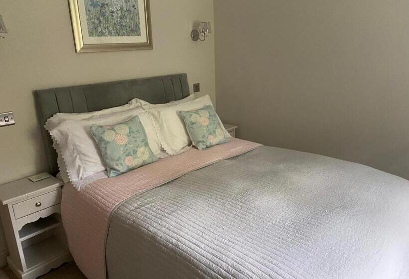 Номер Стандарт, The Gables Bed & Breakfast